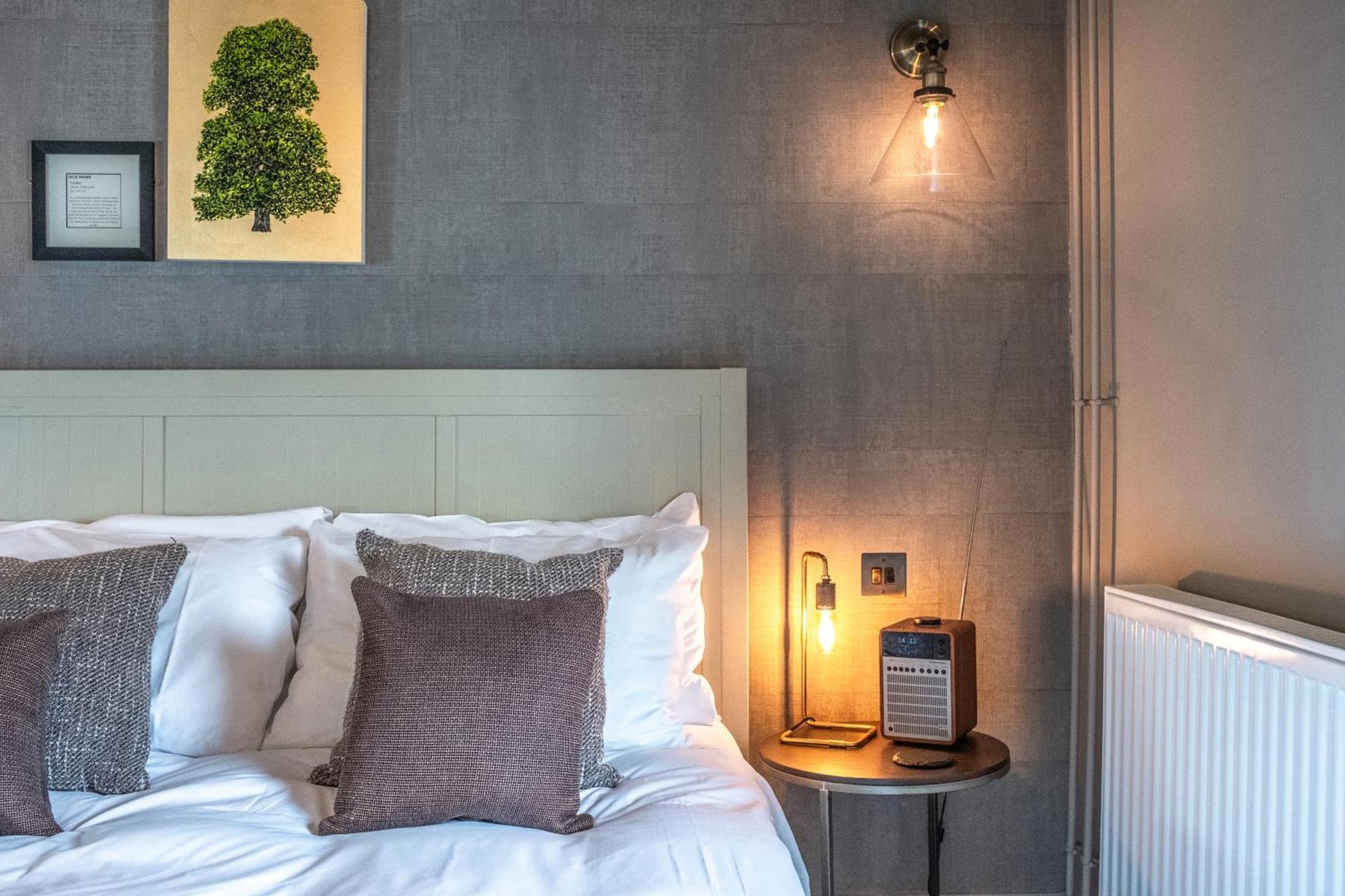 The Chequers Inn, Thornham 3*