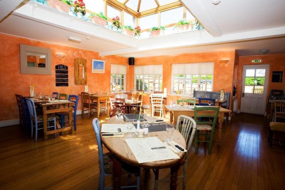 The Chequers Inn, Thornham 3*